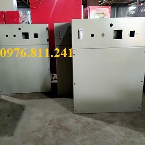 Tủ điện trong nhà 3 z3979068266878 c0c8106708d2d57ec20e96b2bd3652b3