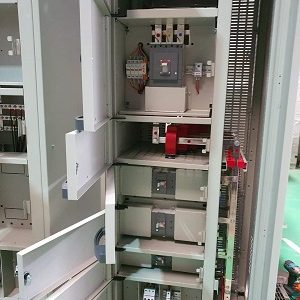 Tủ điện 4 z4350048926570 259df193a52652b40aee1b3370e01655